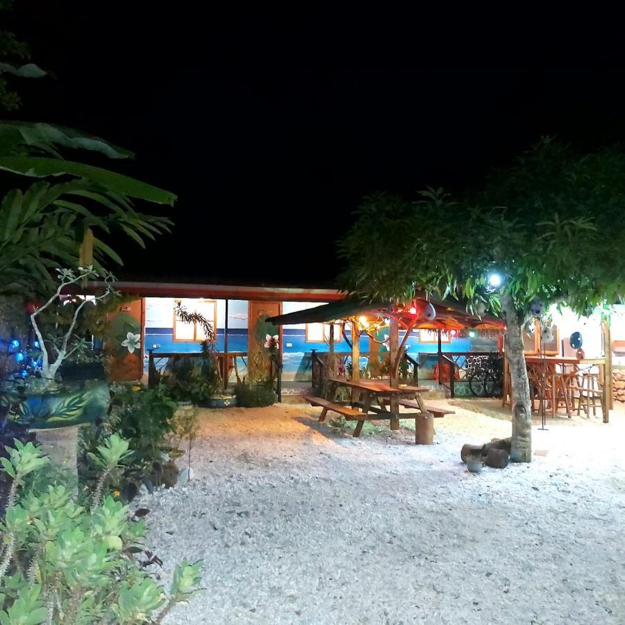 Moorea Vaiare Lodge Екстериор снимка
